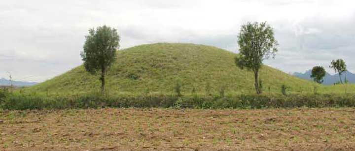 0-안악군 월지리에서 고구려벽화무덤과 유물들 새로 발굴